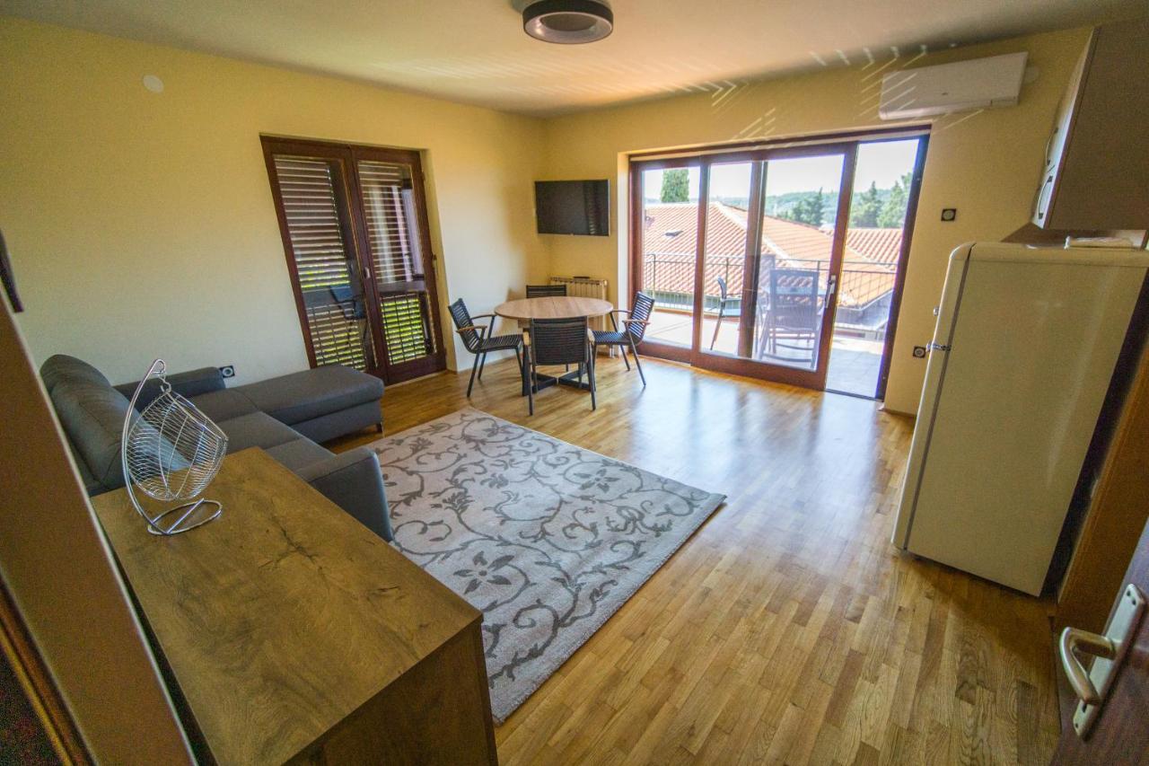 Apartments Sara 7, 8, 9 Порторож Экстерьер фото