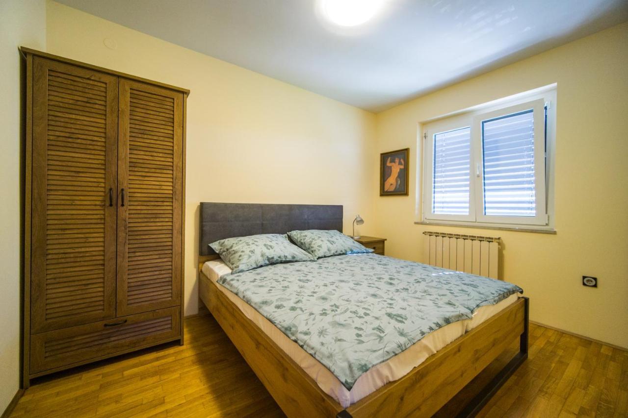 Apartments Sara 7, 8, 9 Порторож Экстерьер фото