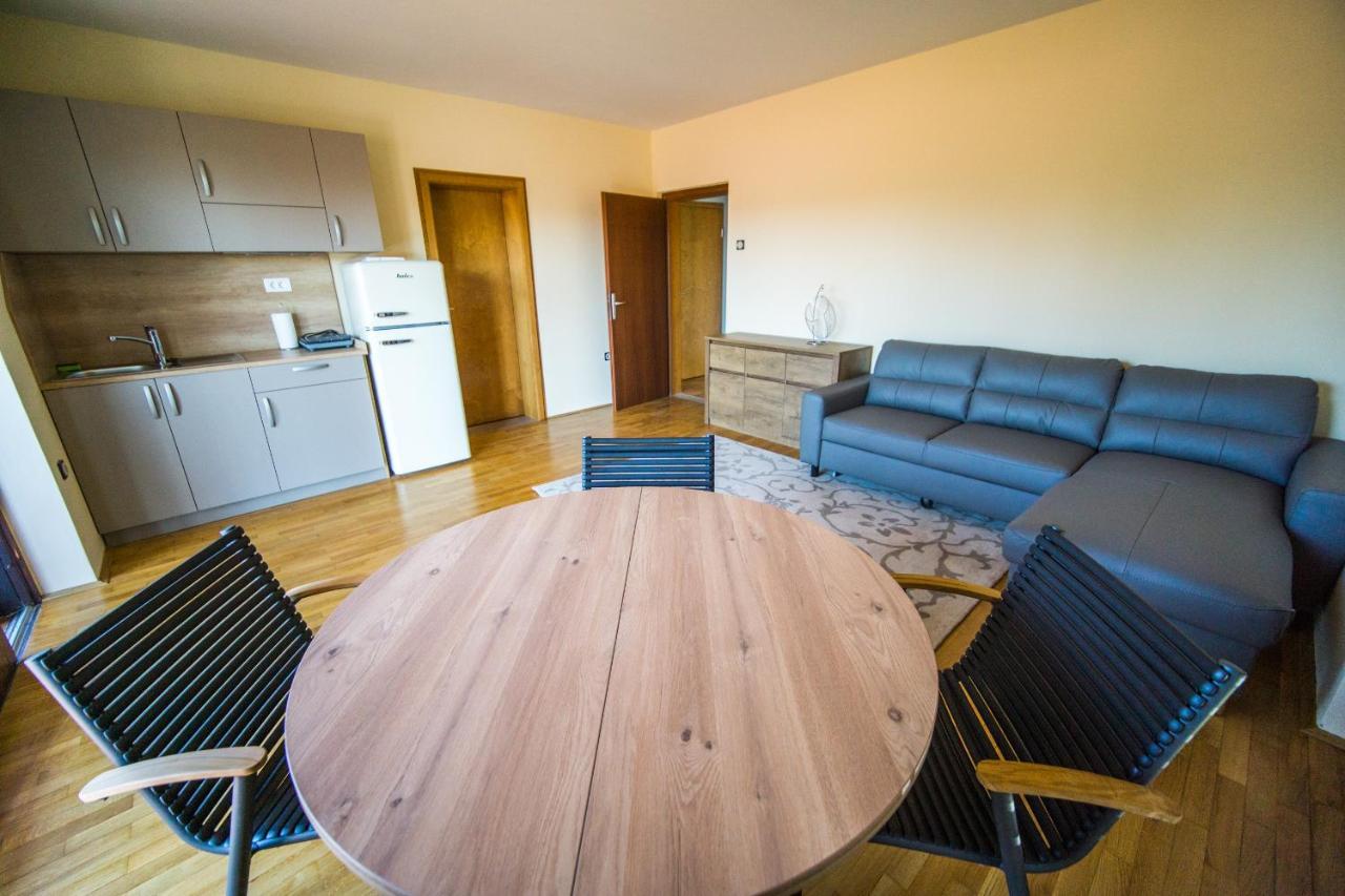 Apartments Sara 7, 8, 9 Порторож Экстерьер фото